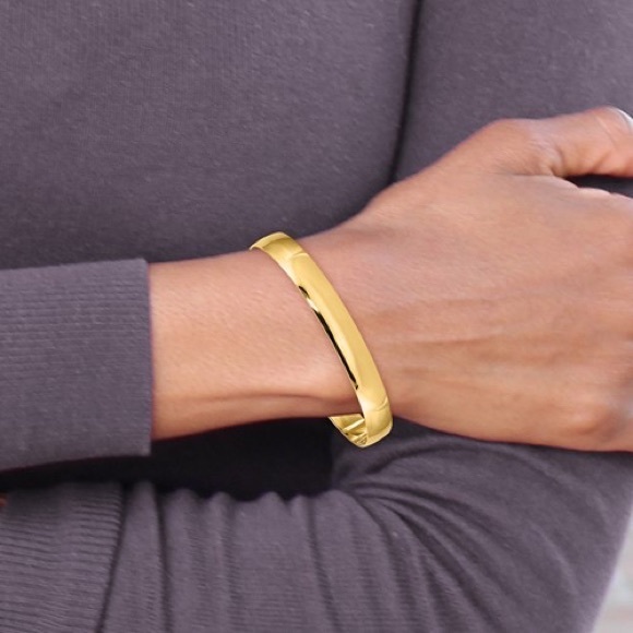 14K Yellow Gold 8mm Solid Bangle Bracelet